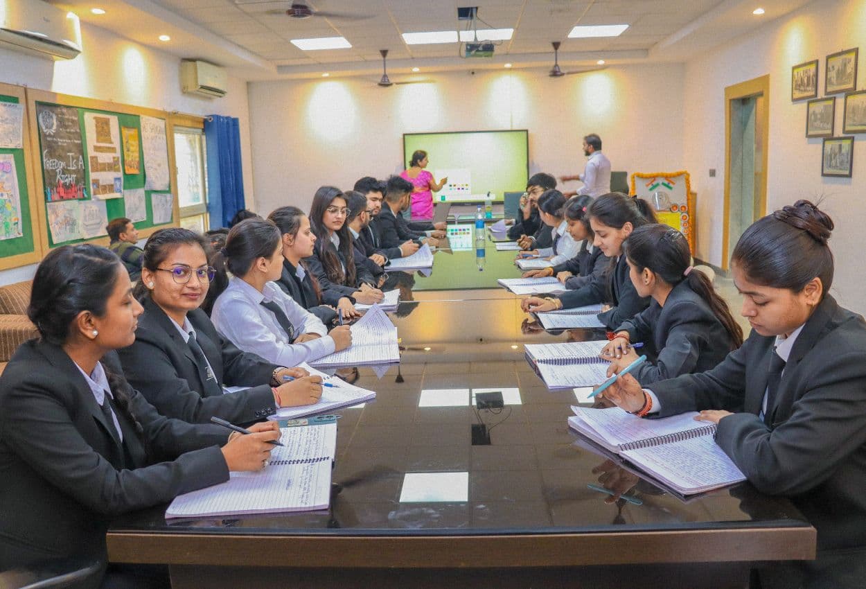 Kamkus College of Law Committees